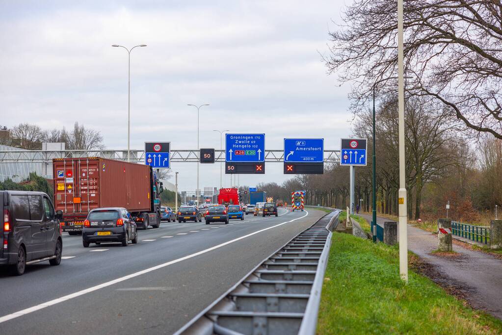 Lange files vanwege aanrijding op snelweg