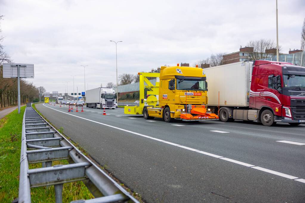 Lange files vanwege aanrijding op snelweg