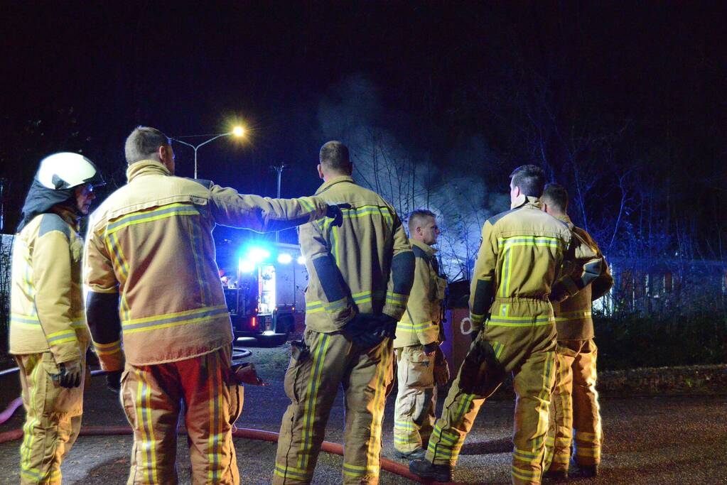 Traumateam ingezet bij brand op woonwagenkamp
