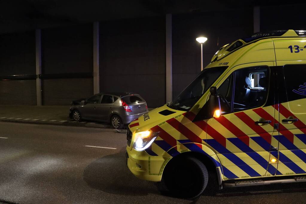 Auto gecrasht na ongeval