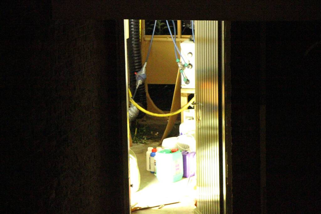 Hennepkwekerij aangetroffen in woning