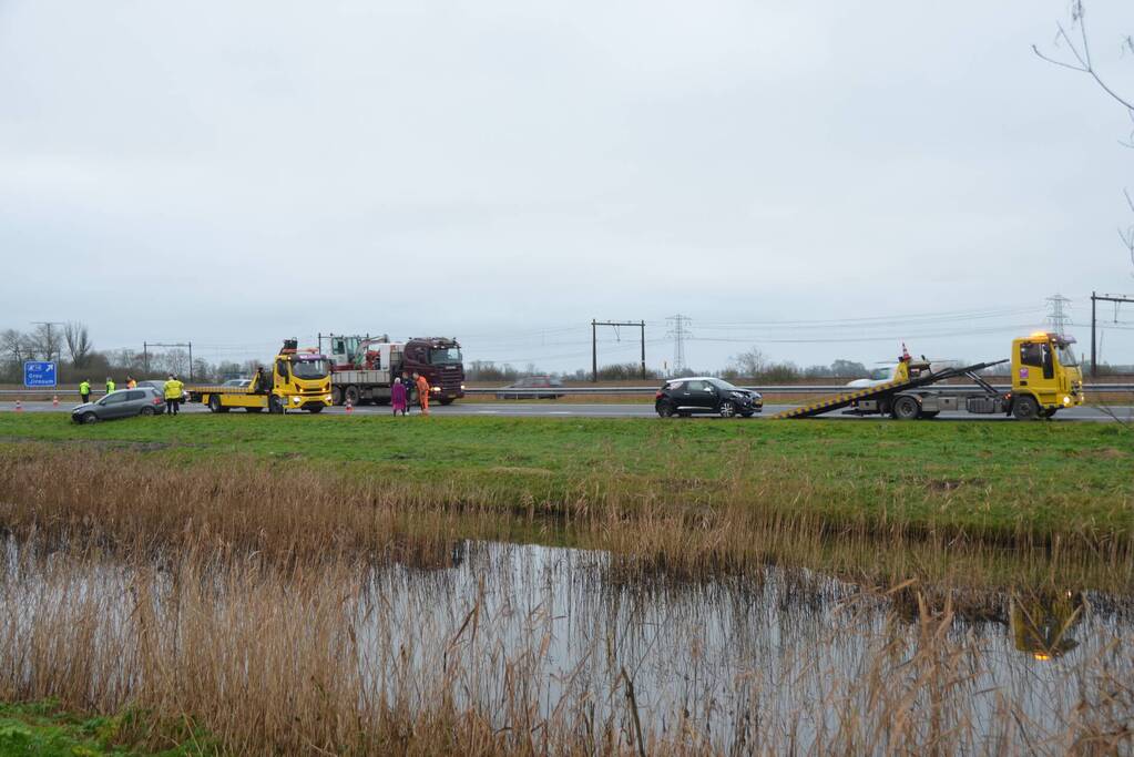 Flinke schade bij aanrijding tussen auto's