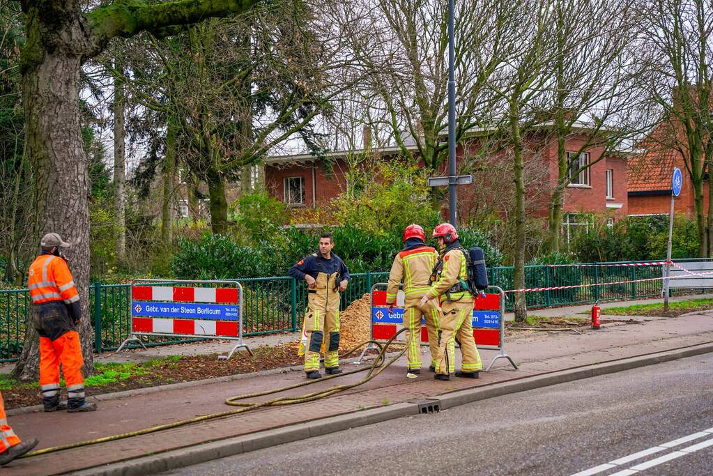 Gasleiding geraakt bij graafwerkzaamheden