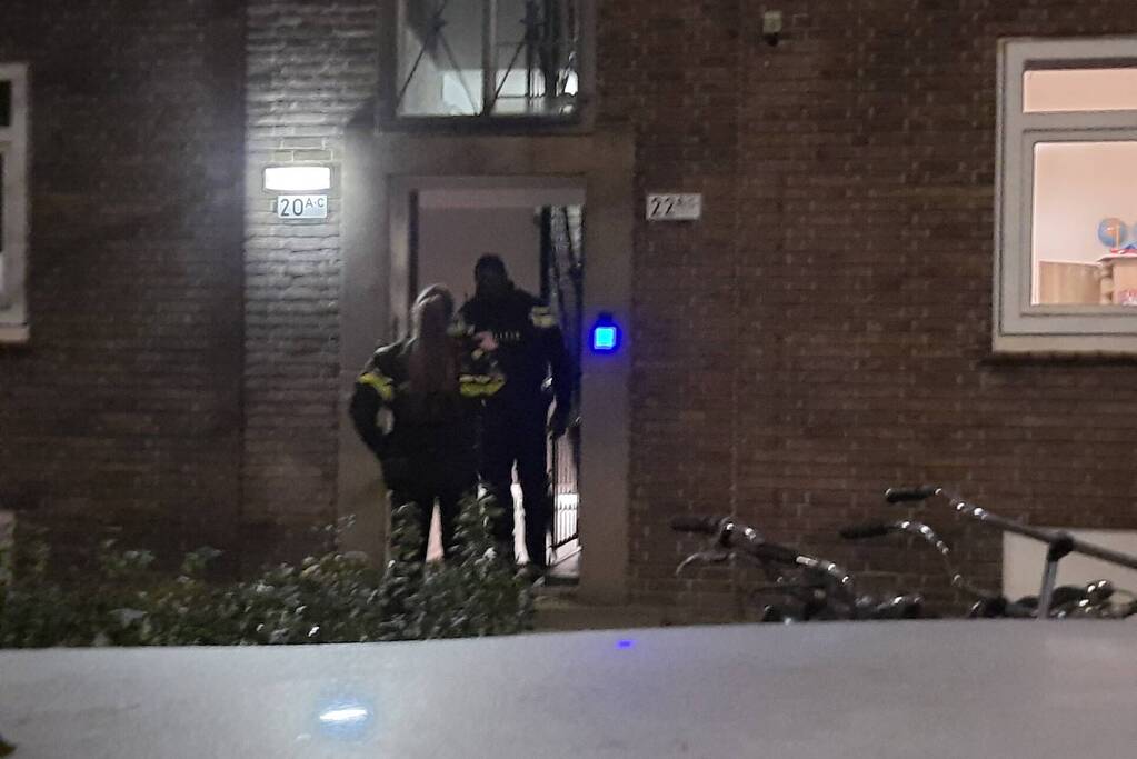 Politie doet inval in woning na overval