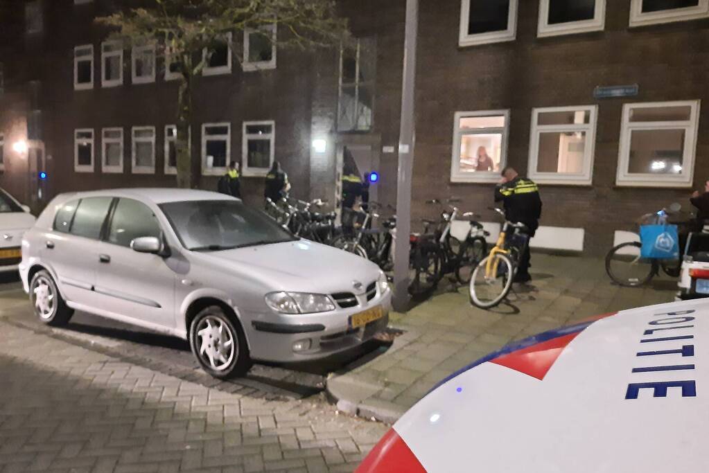 Politie doet inval in woning na overval