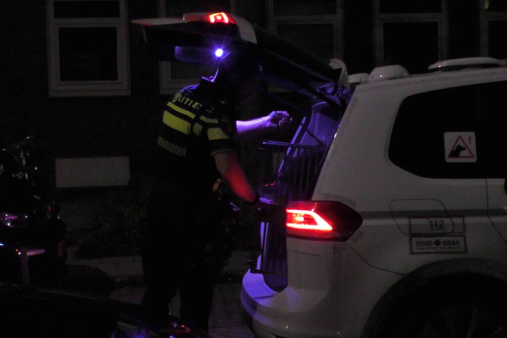 Politie doet inval in woning na overval