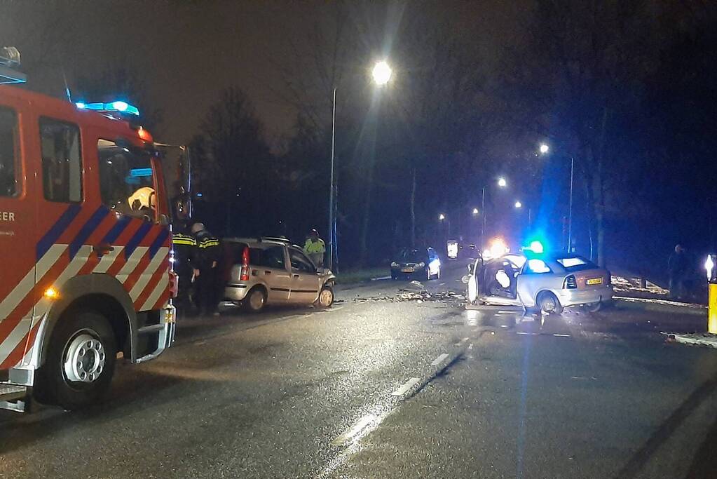 Flinke ravage na frontale aanrijding