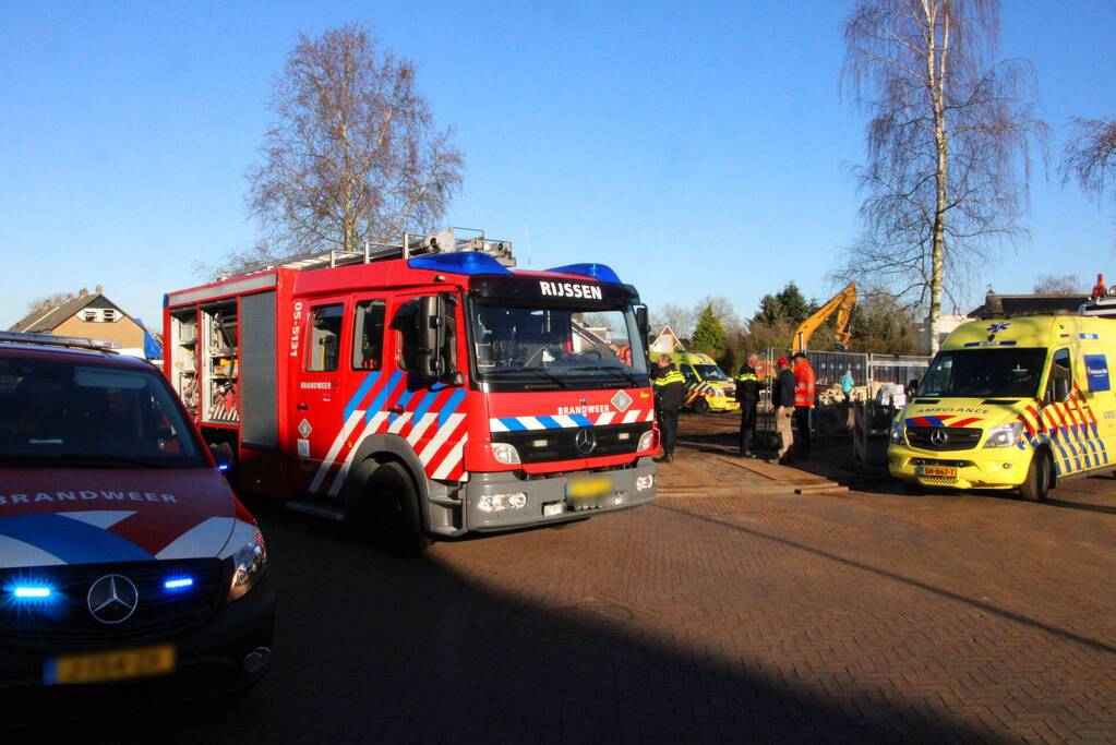 Persoon raakt bekneld tijdens sloopwerkzaamheden
