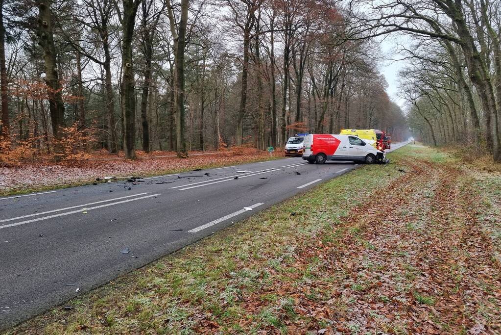 Enorme schade bij aanrijding