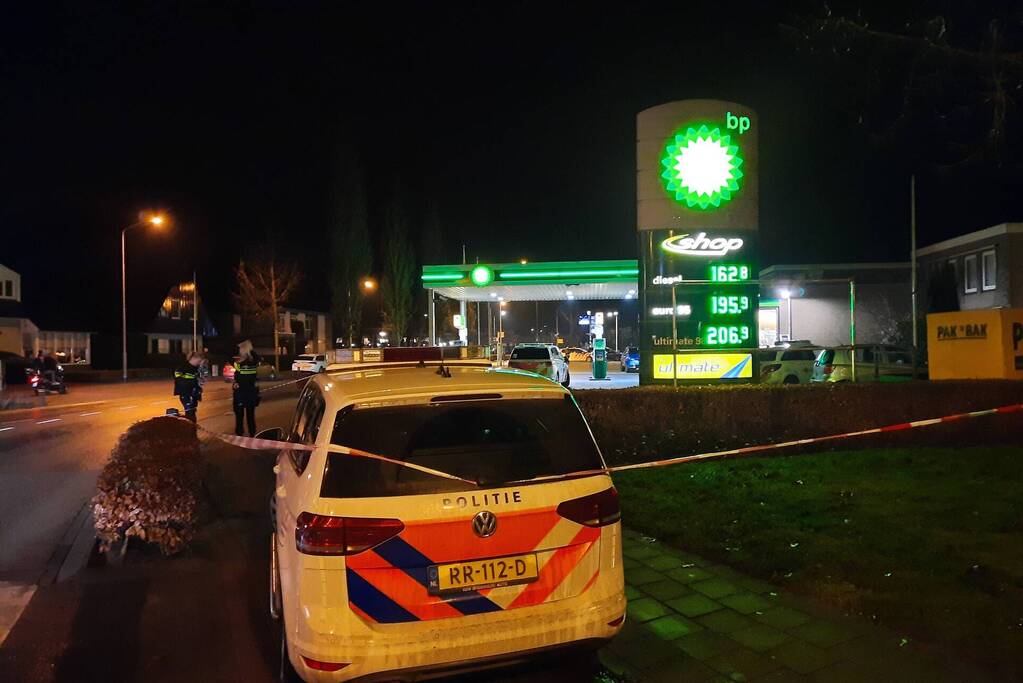 Politie doet onderzoek naar overval op tankstation