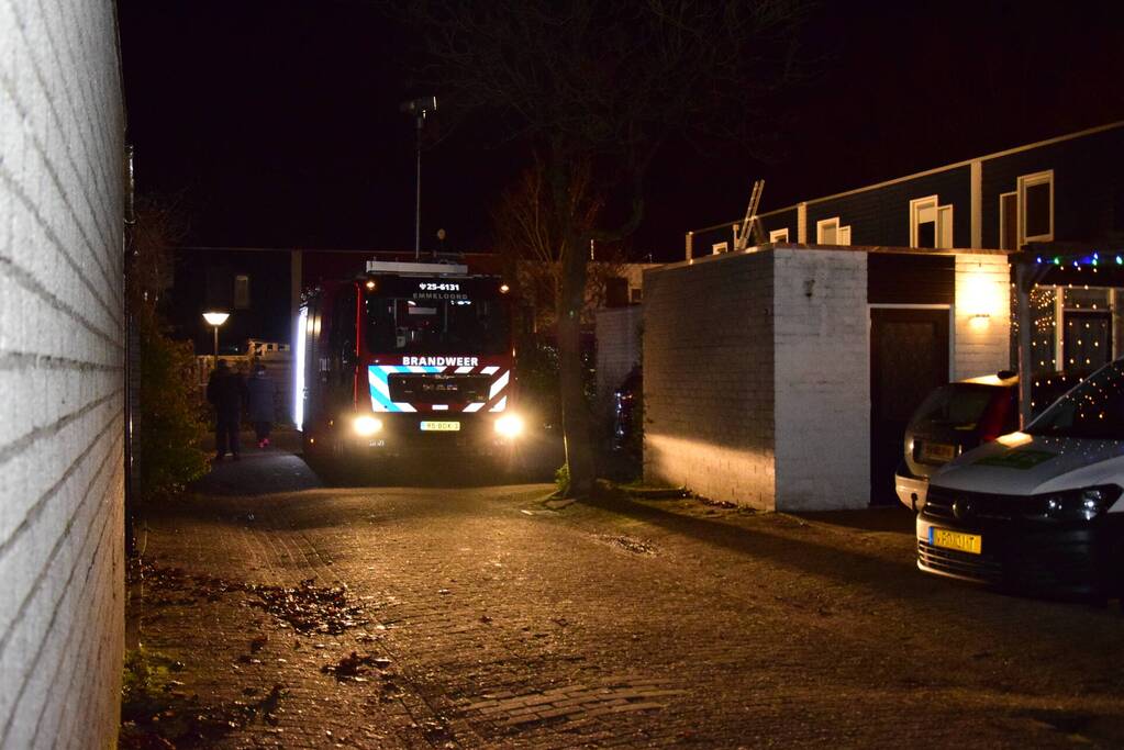 Rookontwikkeling van palletkachel zorgt voor paniek