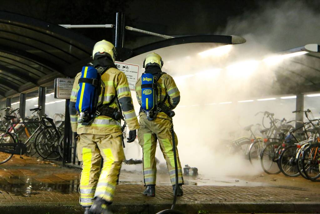 Deelscooter van Go-Sharing opnieuw uitgebrand