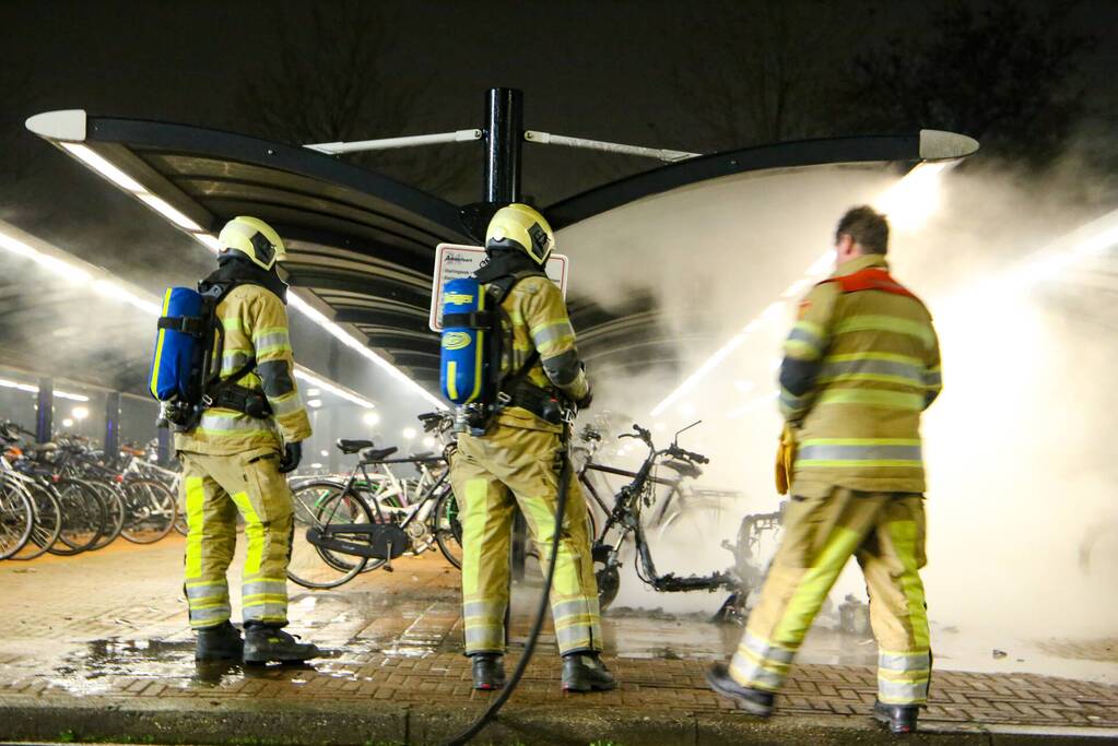 Deelscooter van Go-Sharing opnieuw uitgebrand