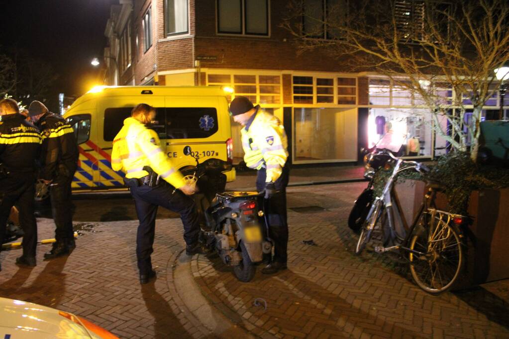 Scooterrijdster gewond na ongeval