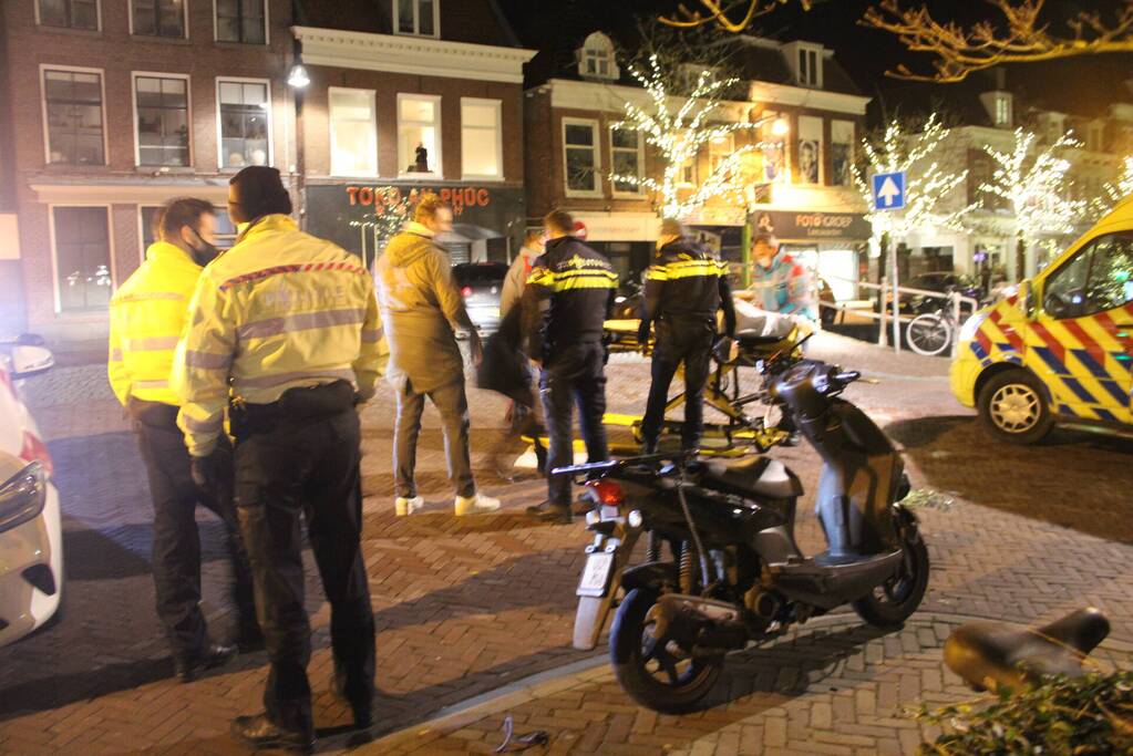 Scooterrijdster gewond na ongeval