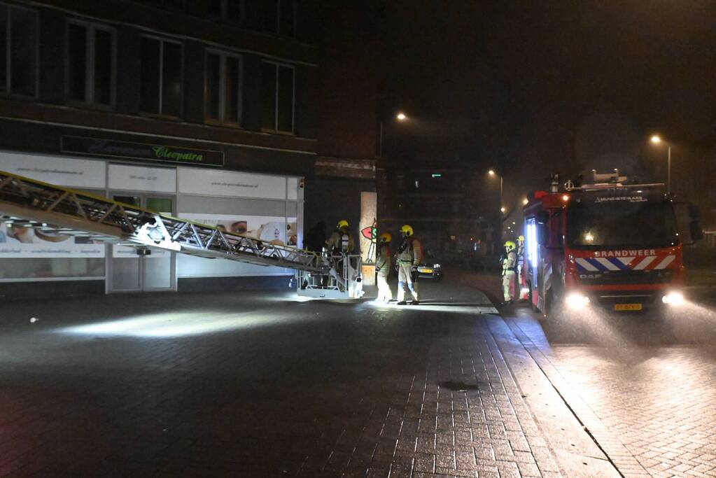 Elektrische fiets vliegt in brand tijdens opladen in woning