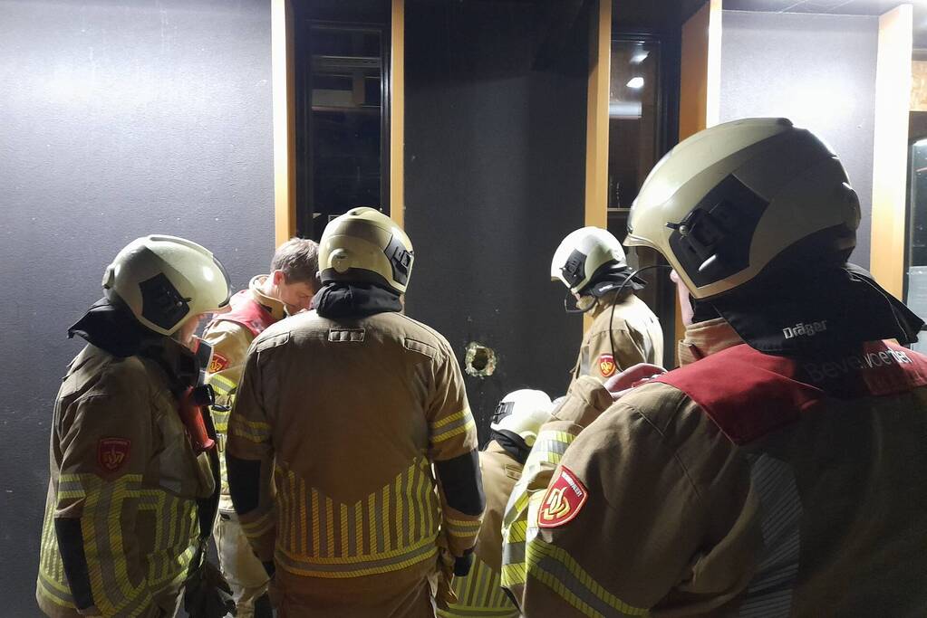 Brandweer treft vandalisme aan tijdens het zoeken naar containerbrand