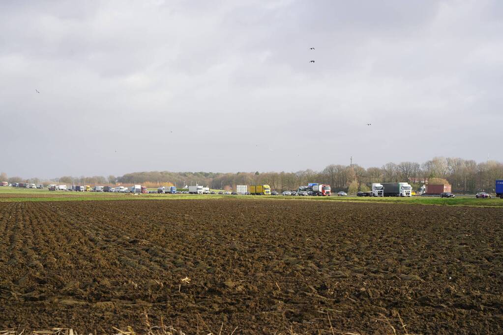 Afrit Hoogerheide afgesloten na verkeersongeval