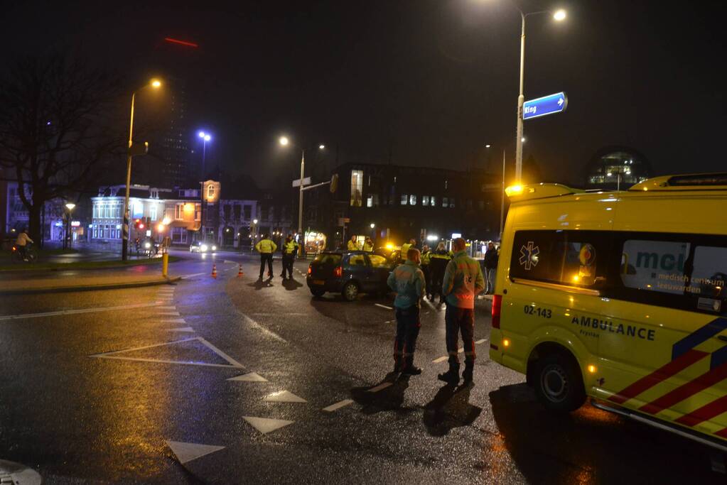 Schade na botsing tussen twee voertuigen