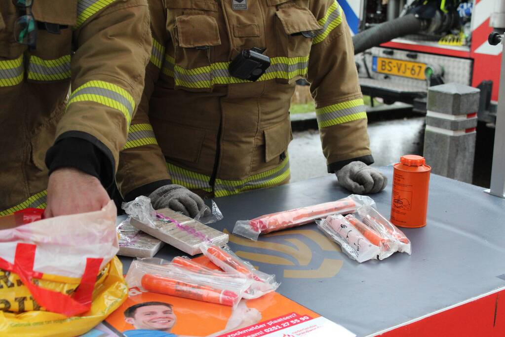 Vuurwerkinzameling op brandweerkazerne