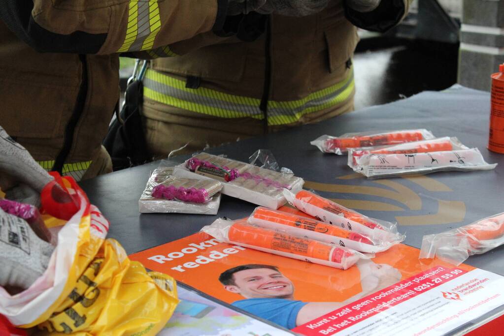 Vuurwerkinzameling op brandweerkazerne