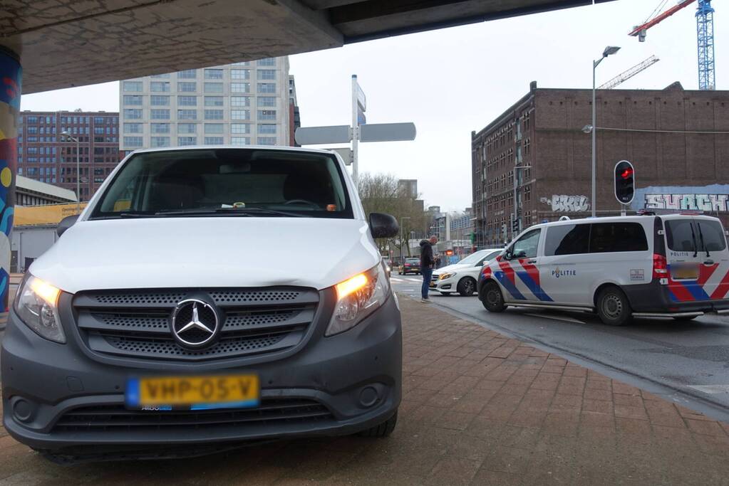 Flinke schade bij aanrijding op kruising