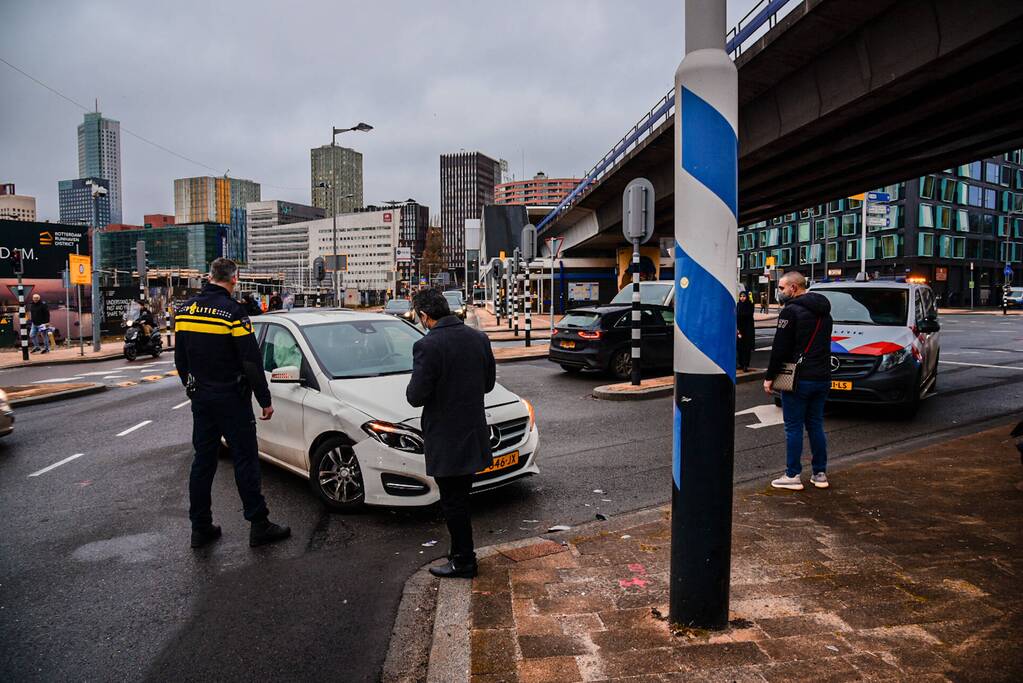 Flinke schade bij aanrijding op kruising