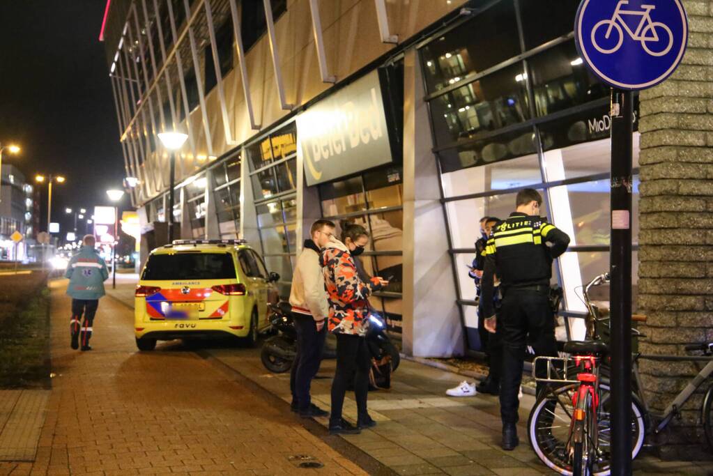 Ongeval tussen snorfietser en twee fietsers