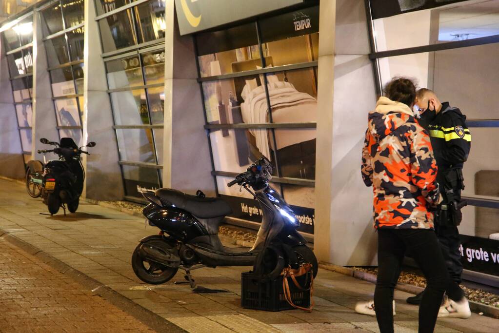 Ongeval tussen snorfietser en twee fietsers