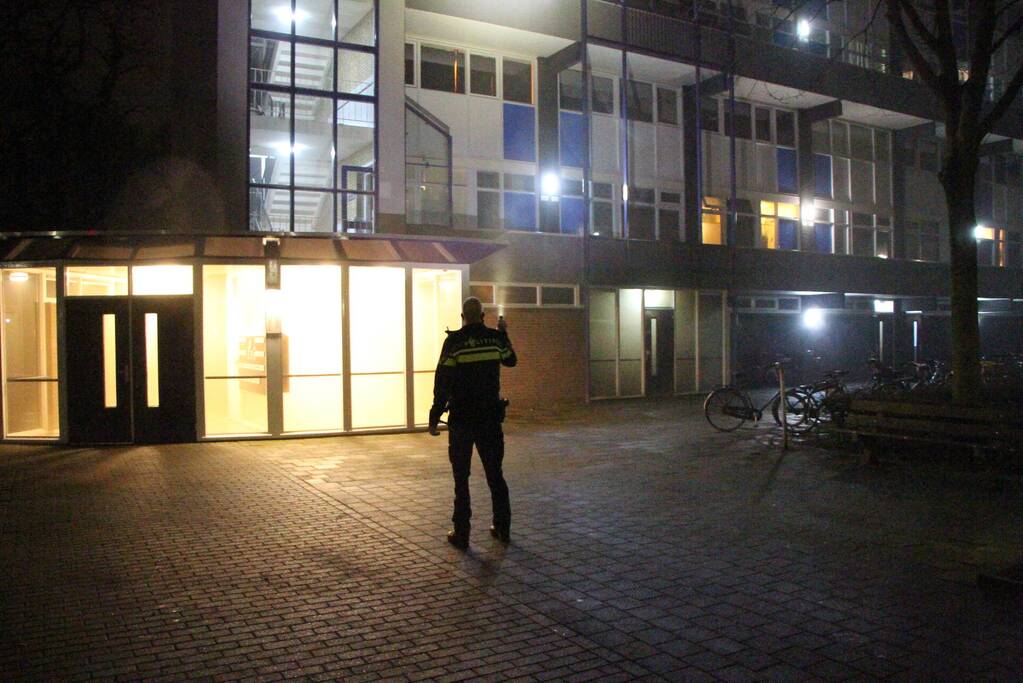 Flat ontruimd door brand in kelder