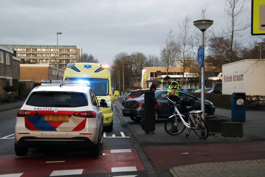 Fietser gewond bij aanrijding met auto