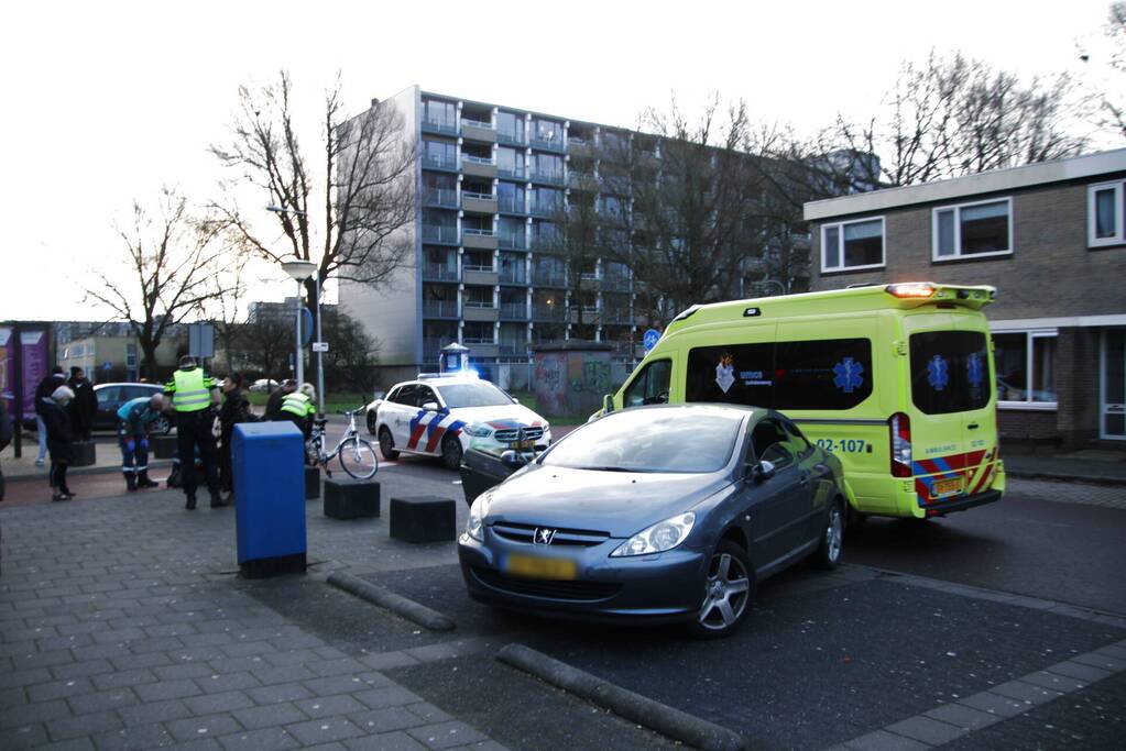 Fietser gewond bij aanrijding met auto