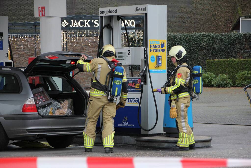 Auto lekt brandstof na tankbeurt