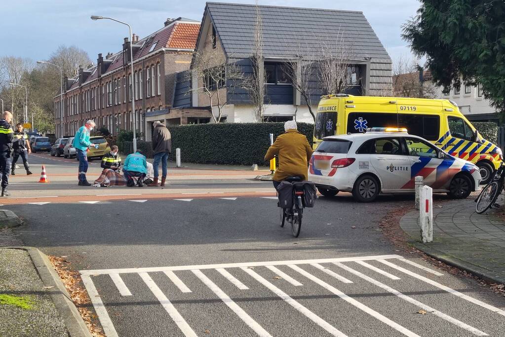Fietser gewond bij aanrijding met auto