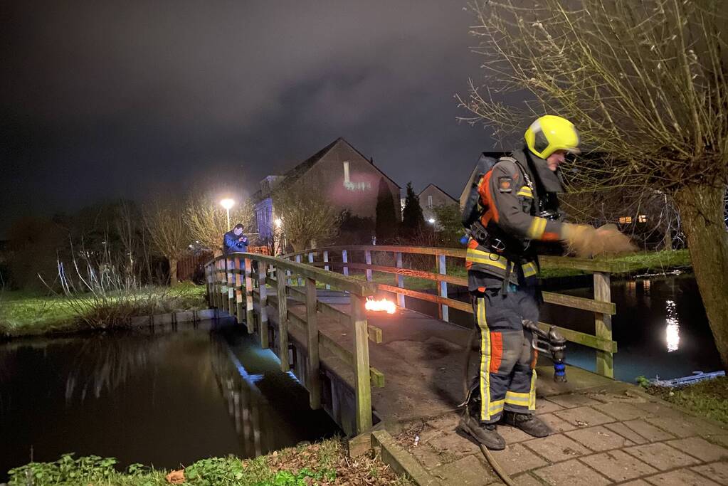 Brandstichting op houten brug