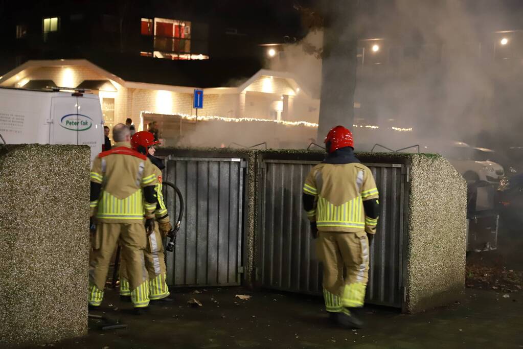 Containers verwoest door brand