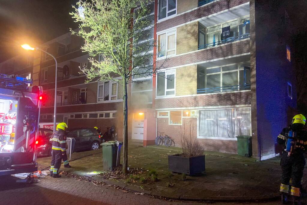 Flat ontruimd na uitslaande brand