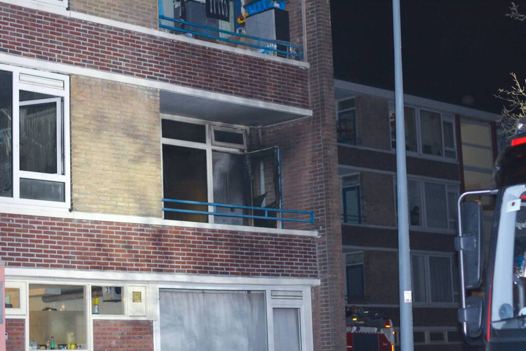 Flat ontruimd na uitslaande brand