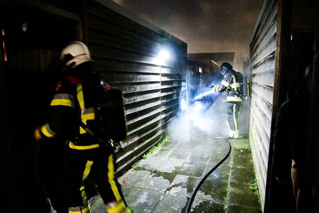 Veel schade aan schuur door brand