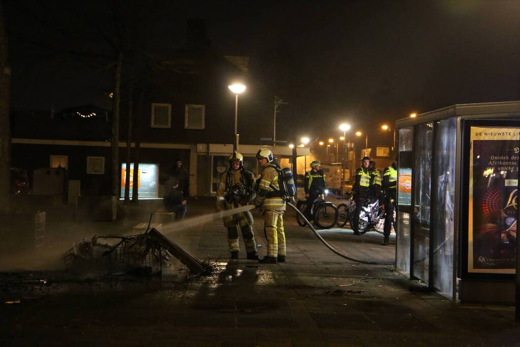 Veel politie ingezet bij buitenbrand