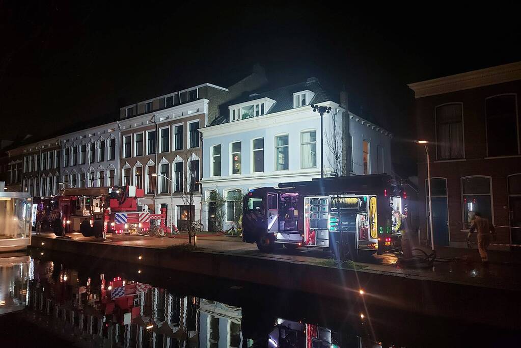 Uitslaande brand in woning