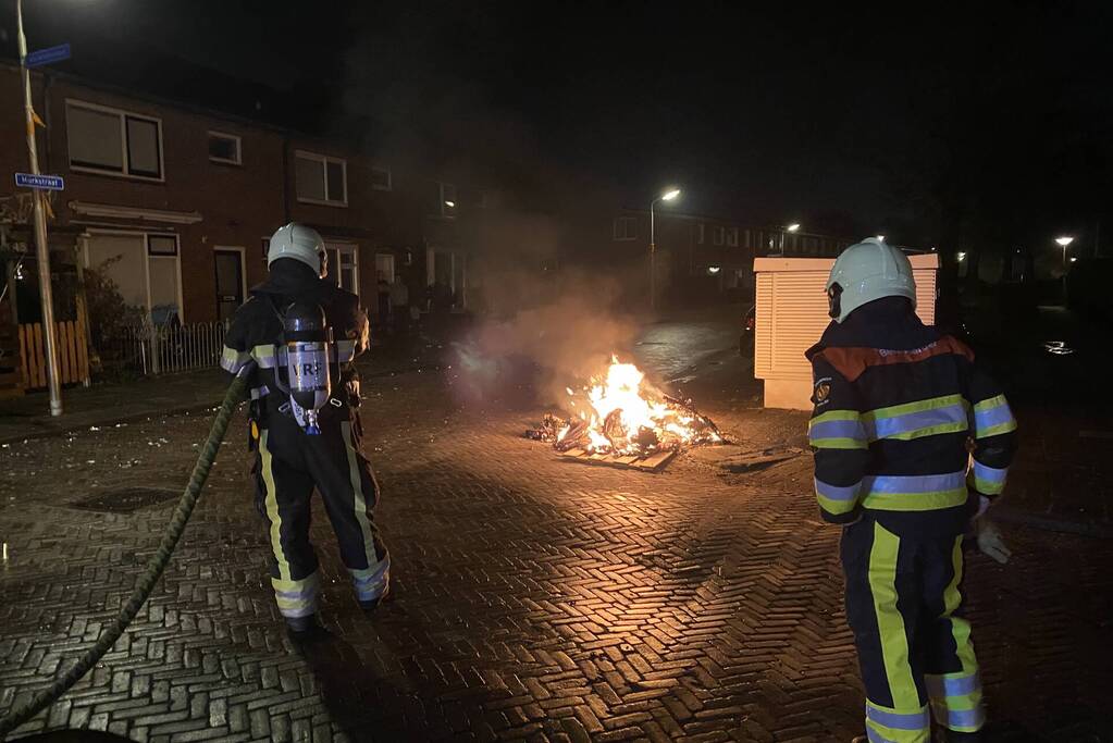 Deelscooter in brand gestoken