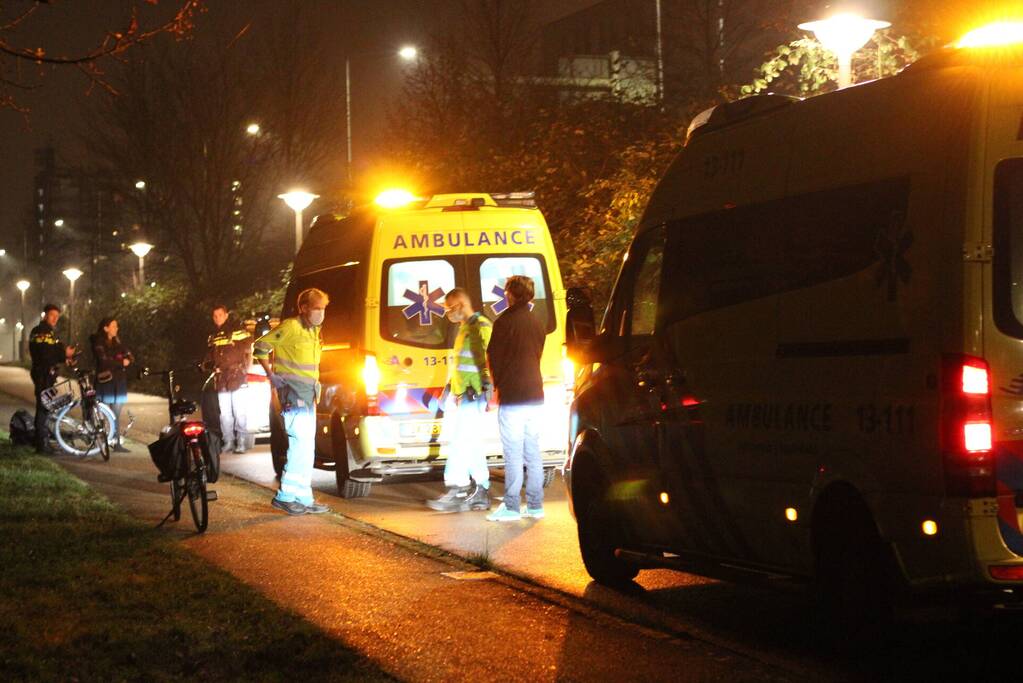 Omstander valt flauw door ongeval met fietser