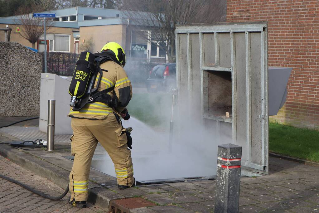 Brand in ondergrondse container