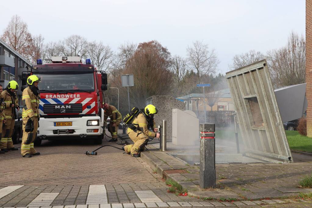 Brand in ondergrondse container