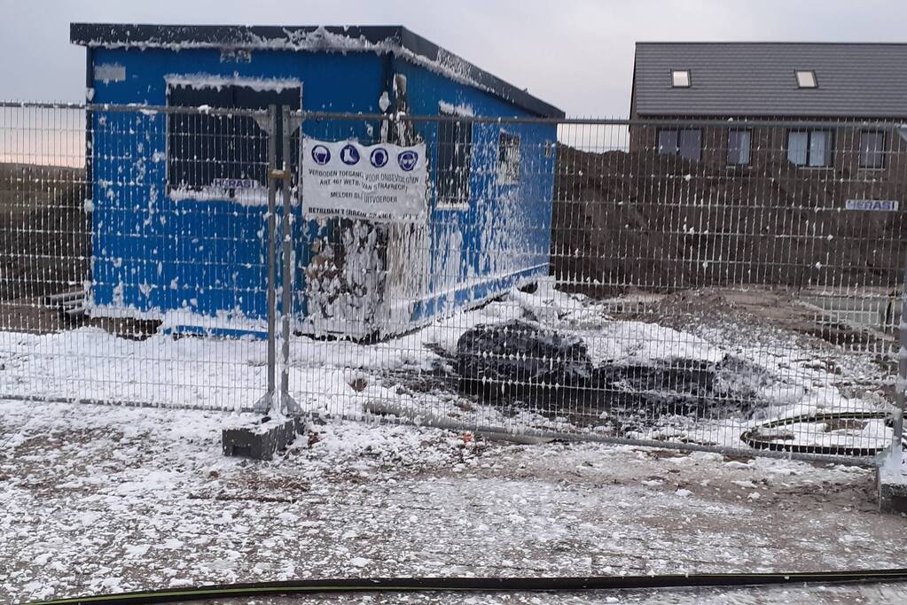 Brand ontstaan in bouwkeet