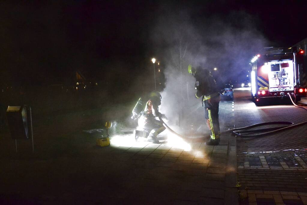 Veel rookontwikkeling door containerbrand
