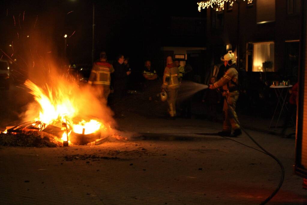 Pallets in brand gestoken