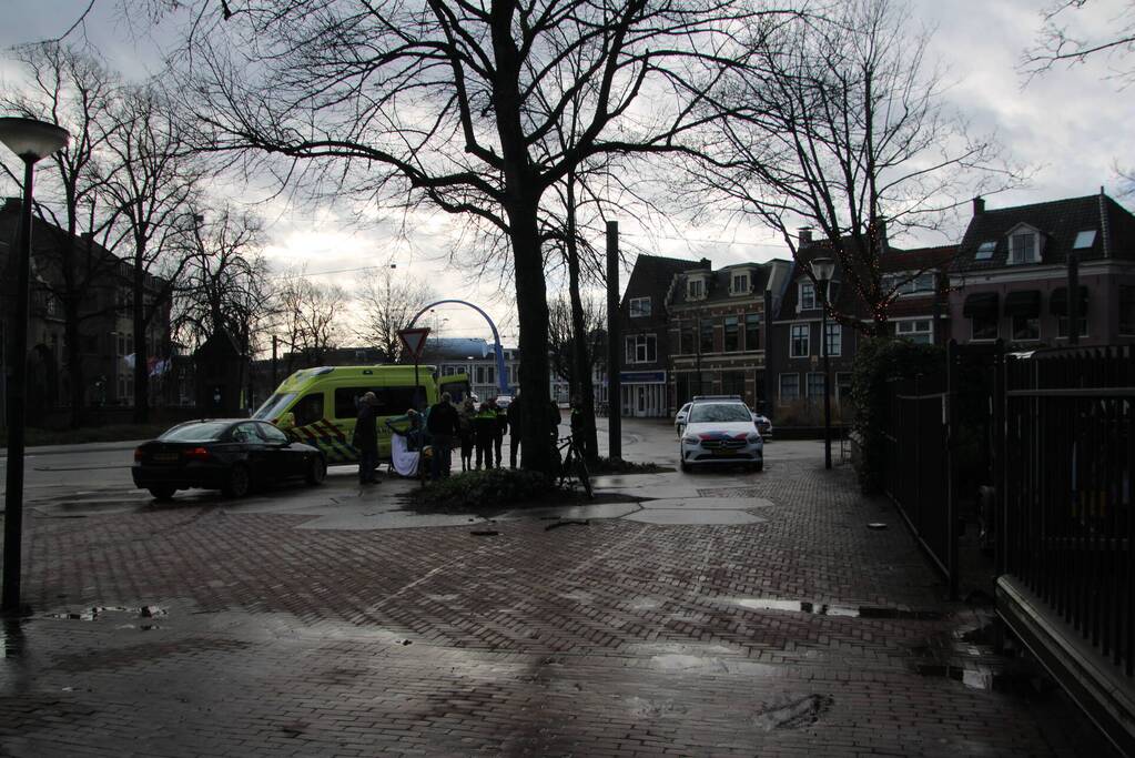Botsing tussen auto en fietser