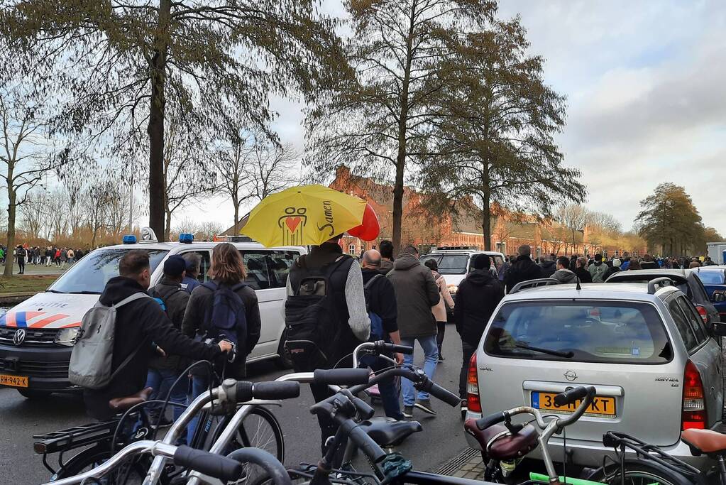 Duizenden demonstranten aanwezig bij Westerpark